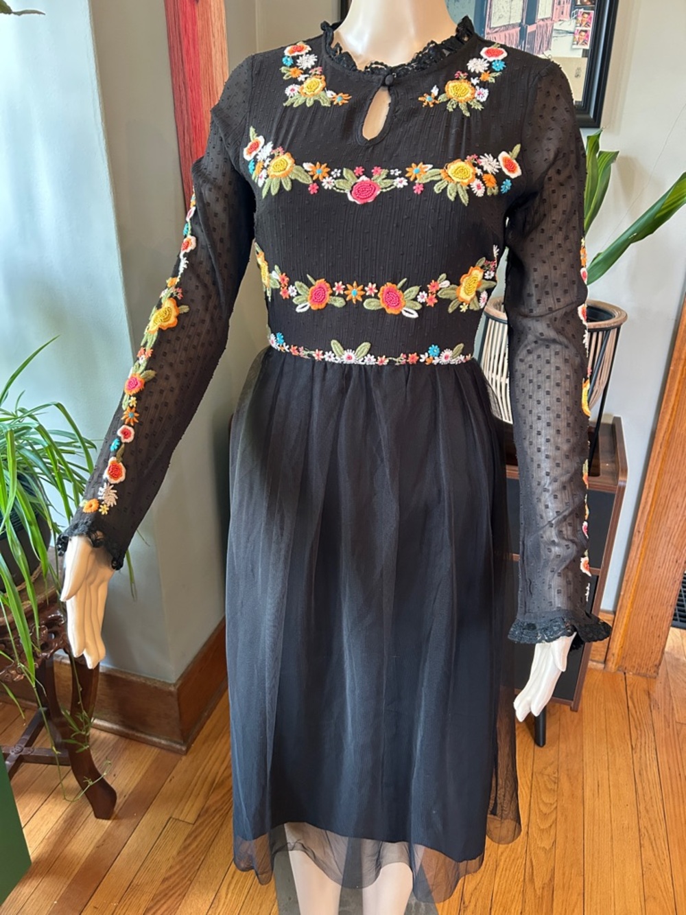 Modcloth Black Long Sleeve Embroidered Floral Midi Dress